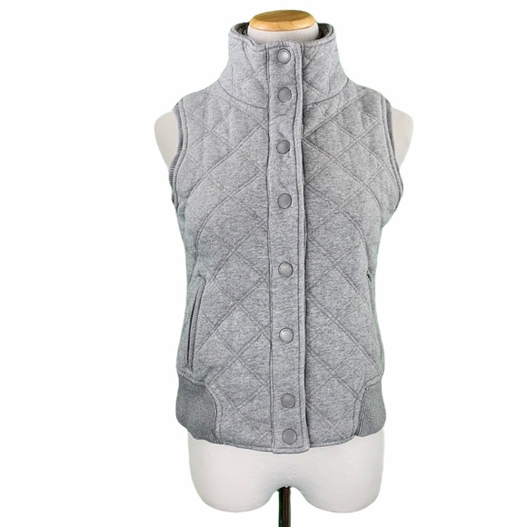 Aeropostale Jackets & Blazers - Aeropostale Light Gray Quilted Snap Button Vest